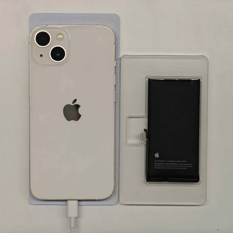 バッテリー交換後のiPhone 13