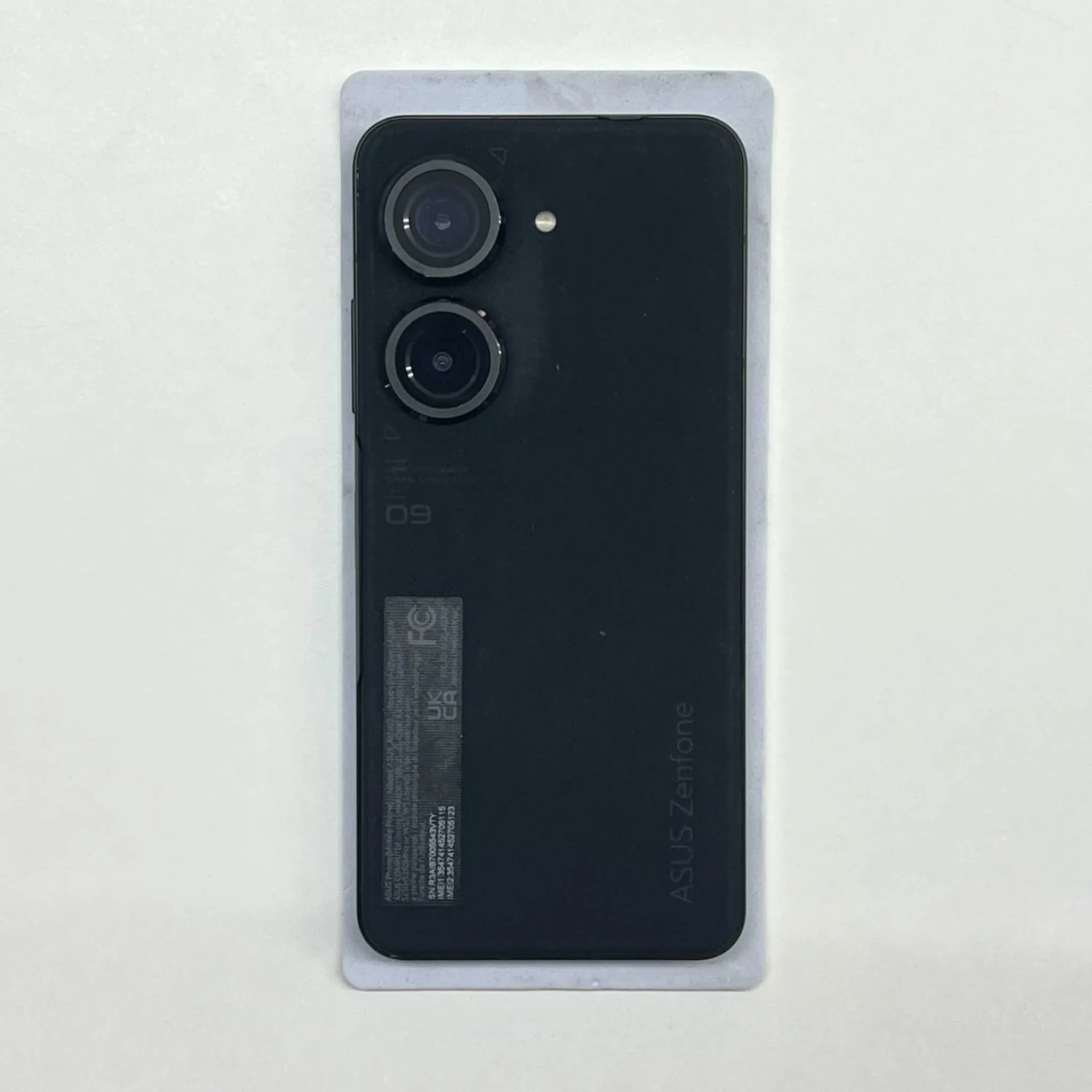 ASUS Zenfone 9 バッテリー交換 | 岡崎市デジらぼ修理事例 | デジらぼ